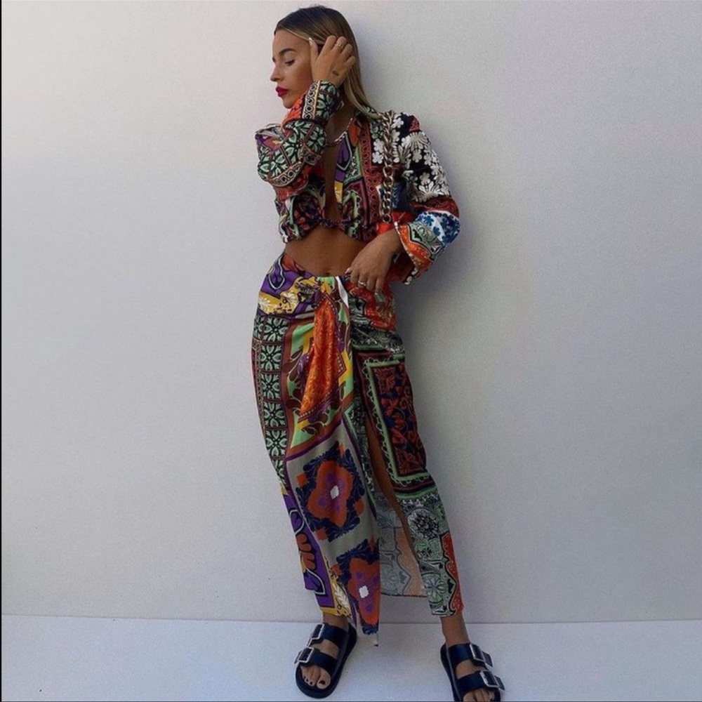 Zara 2 Piece Multicolored Floral Printed Crop Top & Skirt Co Ord Set - Picture 12 of 16